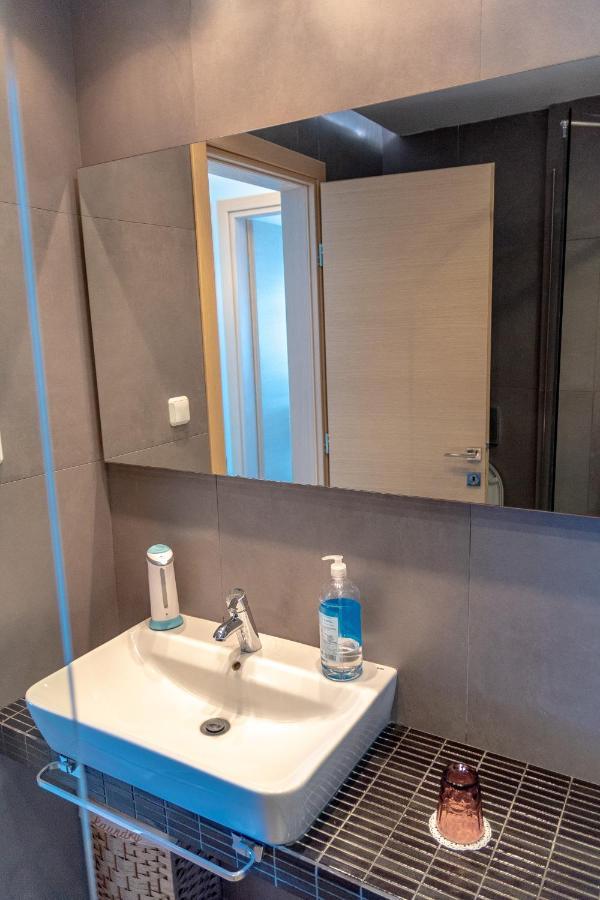 Dimi Seafront Apartment By Rentals Pro Services - Nea Moudania Eksteriør billede