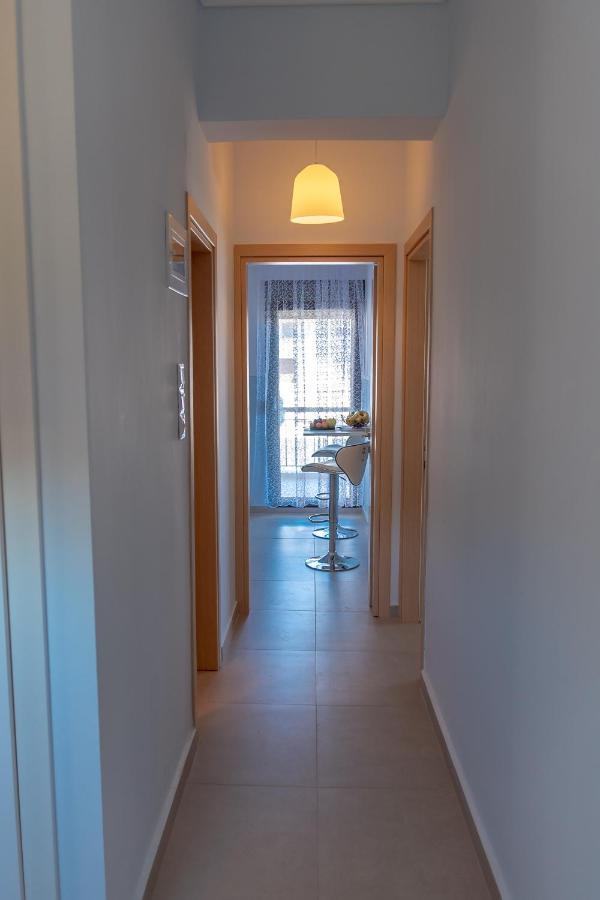 Dimi Seafront Apartment By Rentals Pro Services - Nea Moudania Eksteriør billede