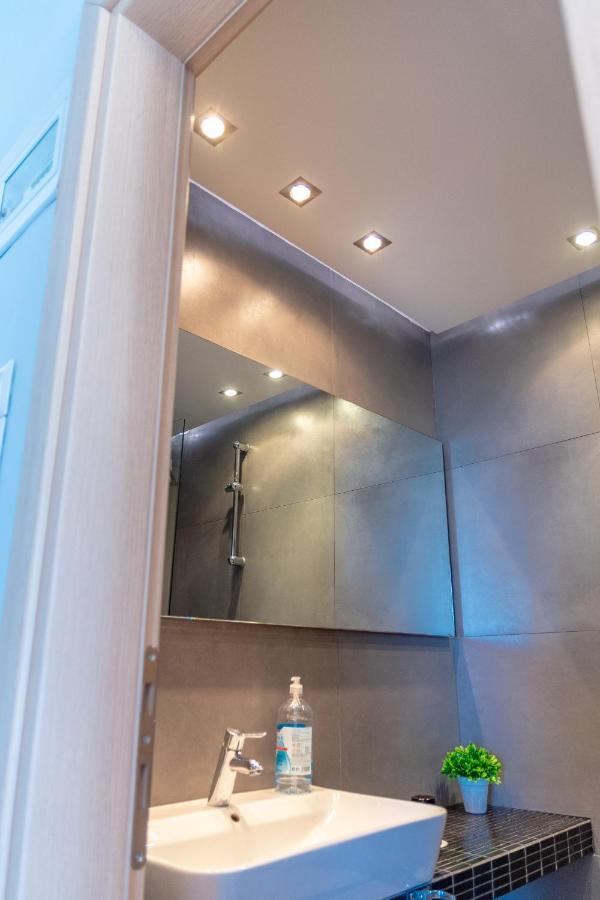 Dimi Seafront Apartment By Rentals Pro Services - Nea Moudania Eksteriør billede