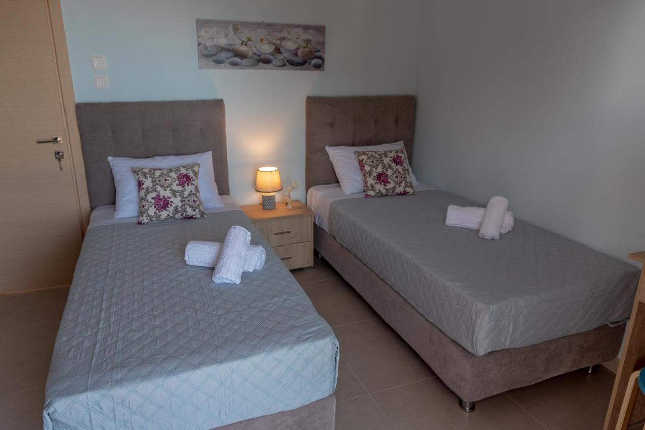 Dimi Seafront Apartment By Rentals Pro Services - Nea Moudania Eksteriør billede